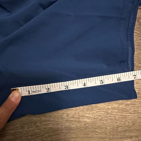 REI Men’s Size XL Athletic Shorts Blue Performance Stretch Activewear Lined - Picture 2 of 8